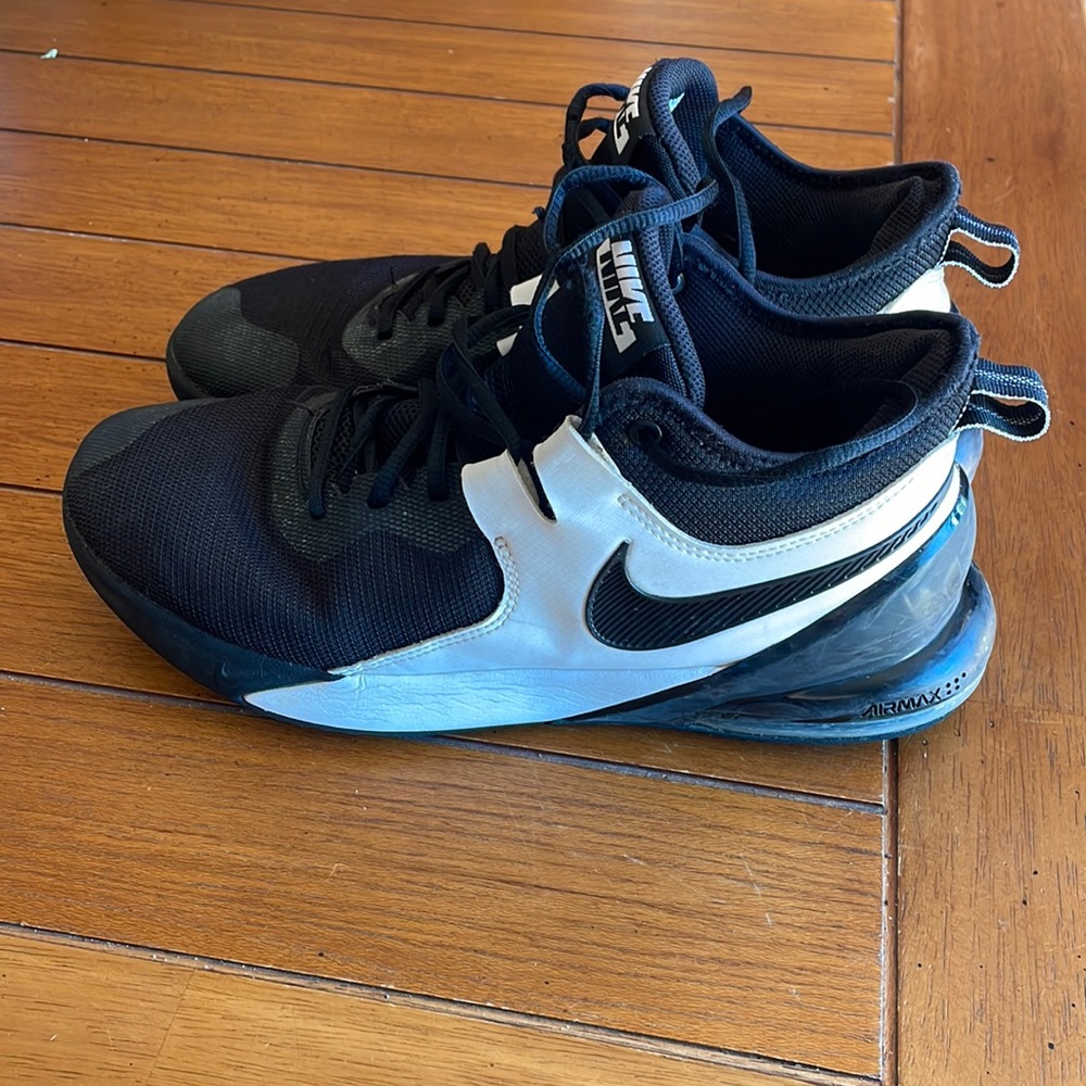 Nike Air Max Impact shoes